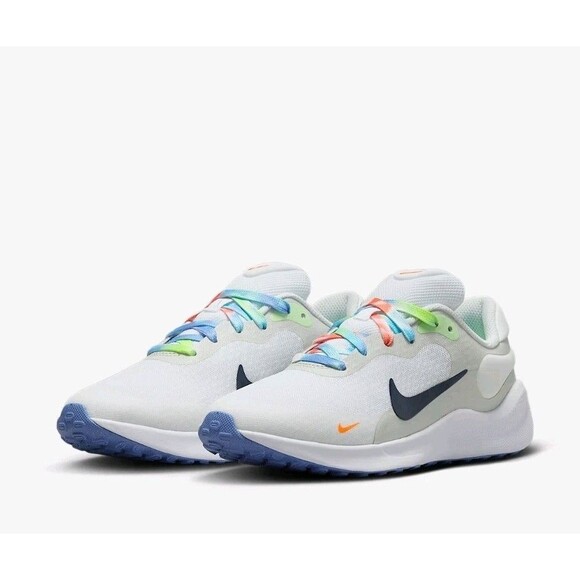 Nike Revolution 7 Next Nature SE Big Kids Road Running Shoes FN4991-100 Size 6Y - Picture 1 of 5